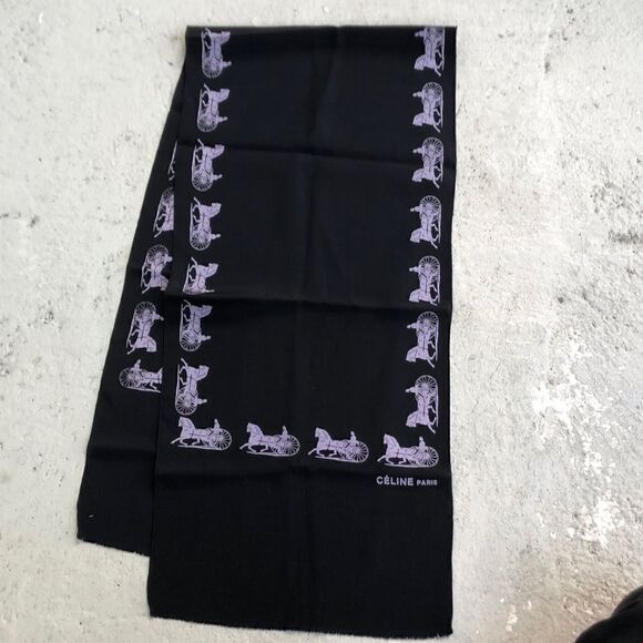 Italian silk scarf - Picture 1 of 3